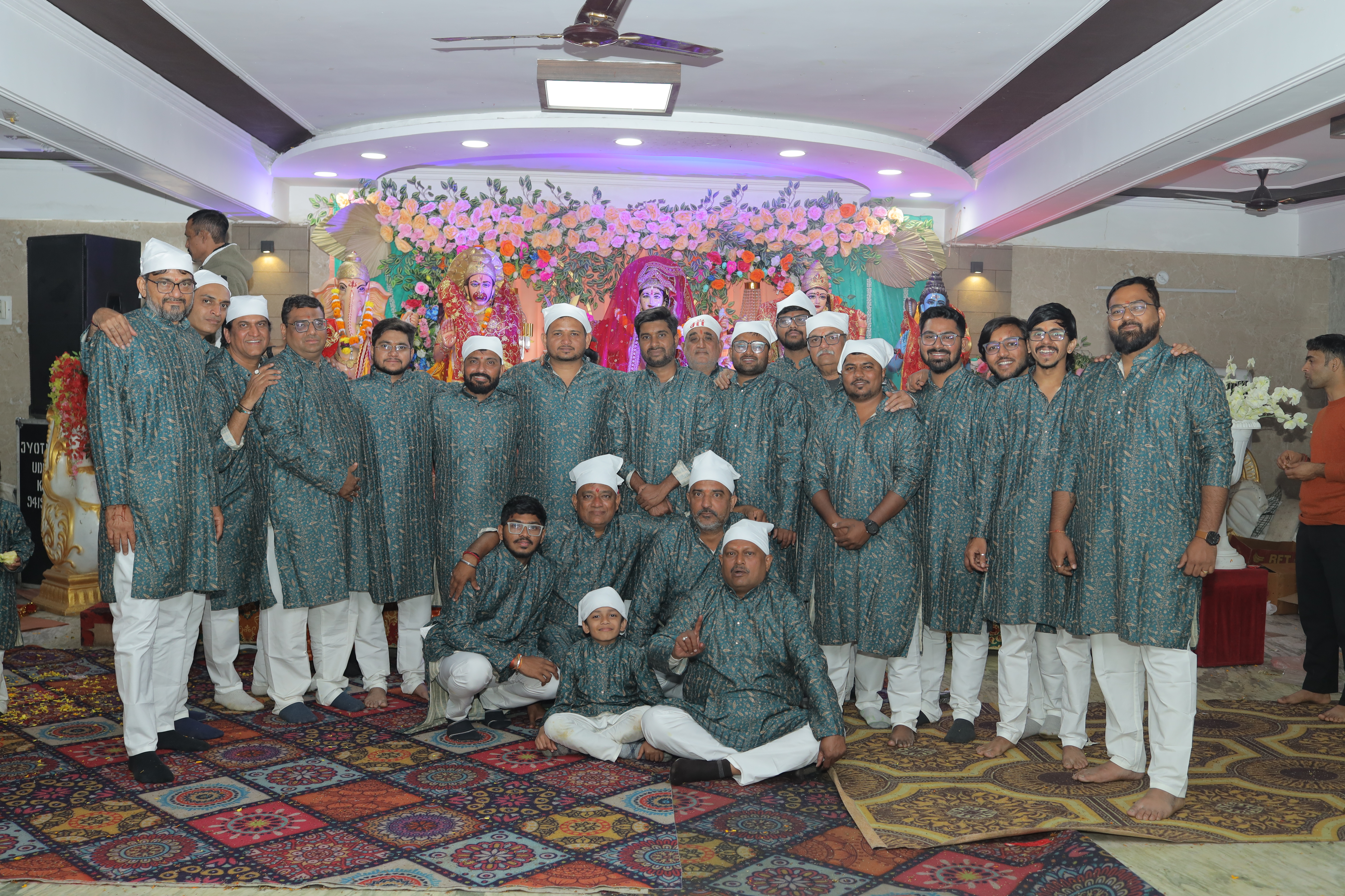 Maa Seva Samiti volunteer team
